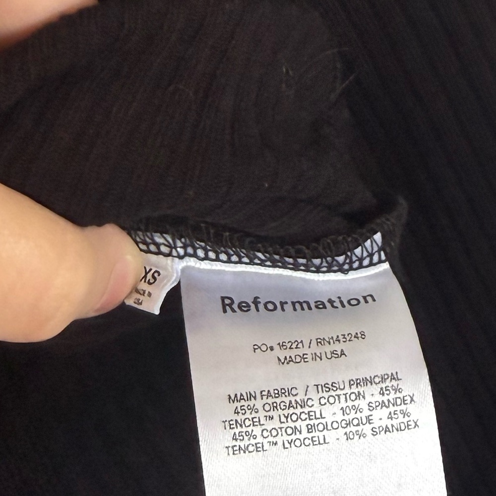 Reformation Gellar Black Ribbed Pearl-Button Long Sleeve Top - Picture 5 of 7